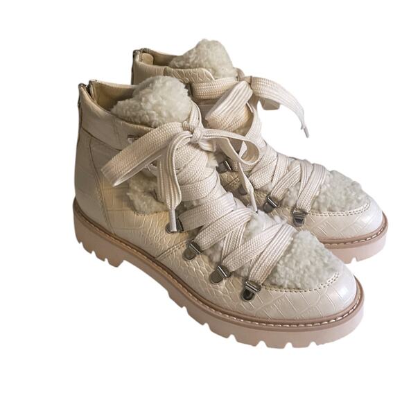 Dolce Vita Pace Cream Croc Faux Shearling Trim Lug Sole Hiker Ankle Boots Sz 6.5 - Picture 2 of 14